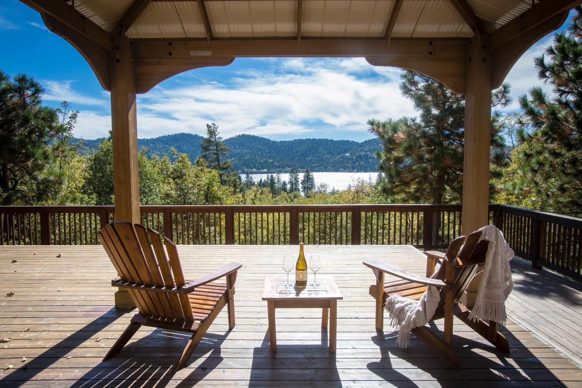 Ucla Lake Arrowhead Lodge Exteriér fotografie